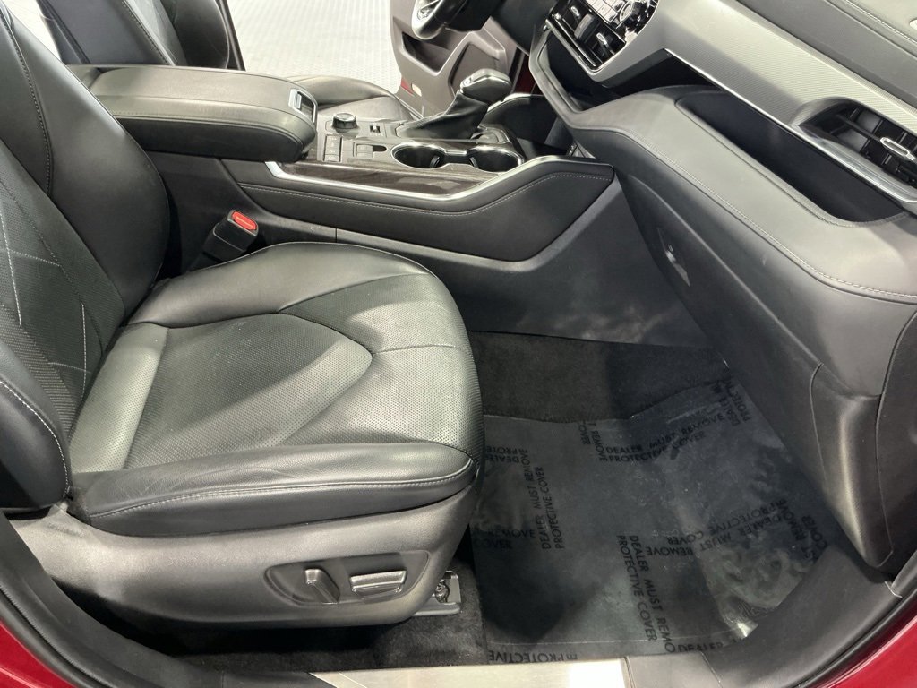 Used 2022 Toyota Highlander Platinum image 27