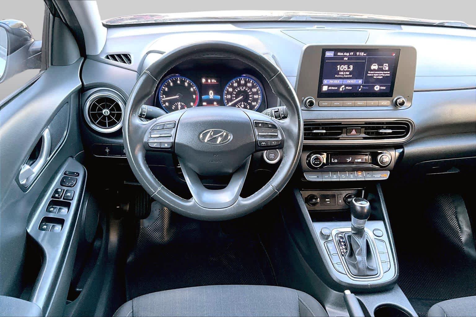 Used 2022 Hyundai Kona SEL w/ Convenience Package FWD image 6