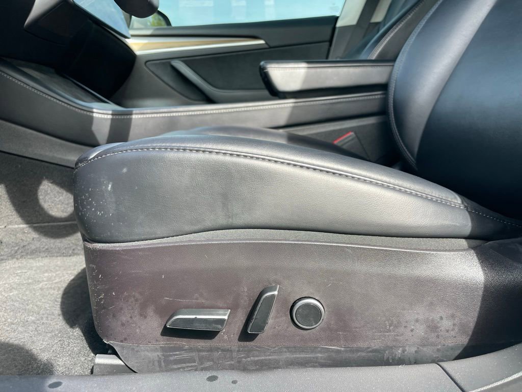 Used 2022 Tesla Model 3 Performance image 22