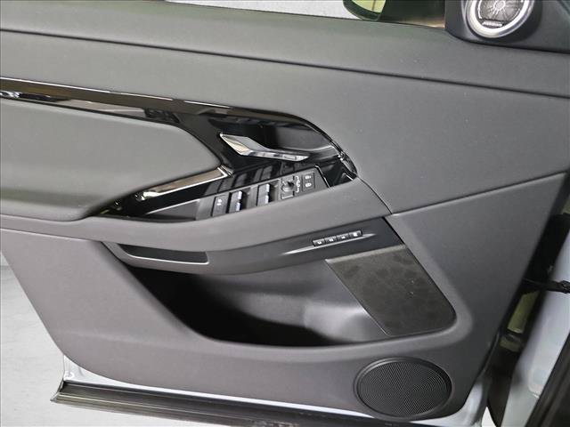 New 2026 Land Rover Range Rover Evoque S AWD/4WD image 27