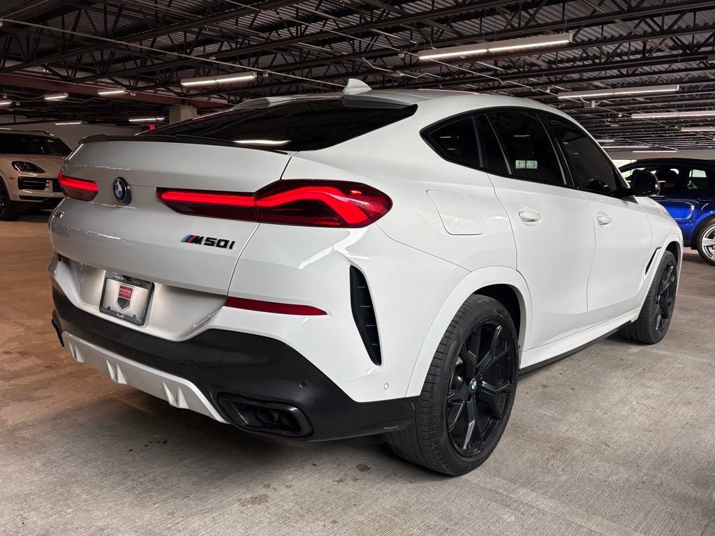 Used 2021 BMW X6 M50i w/ Premium Package AWD/4WD image 7