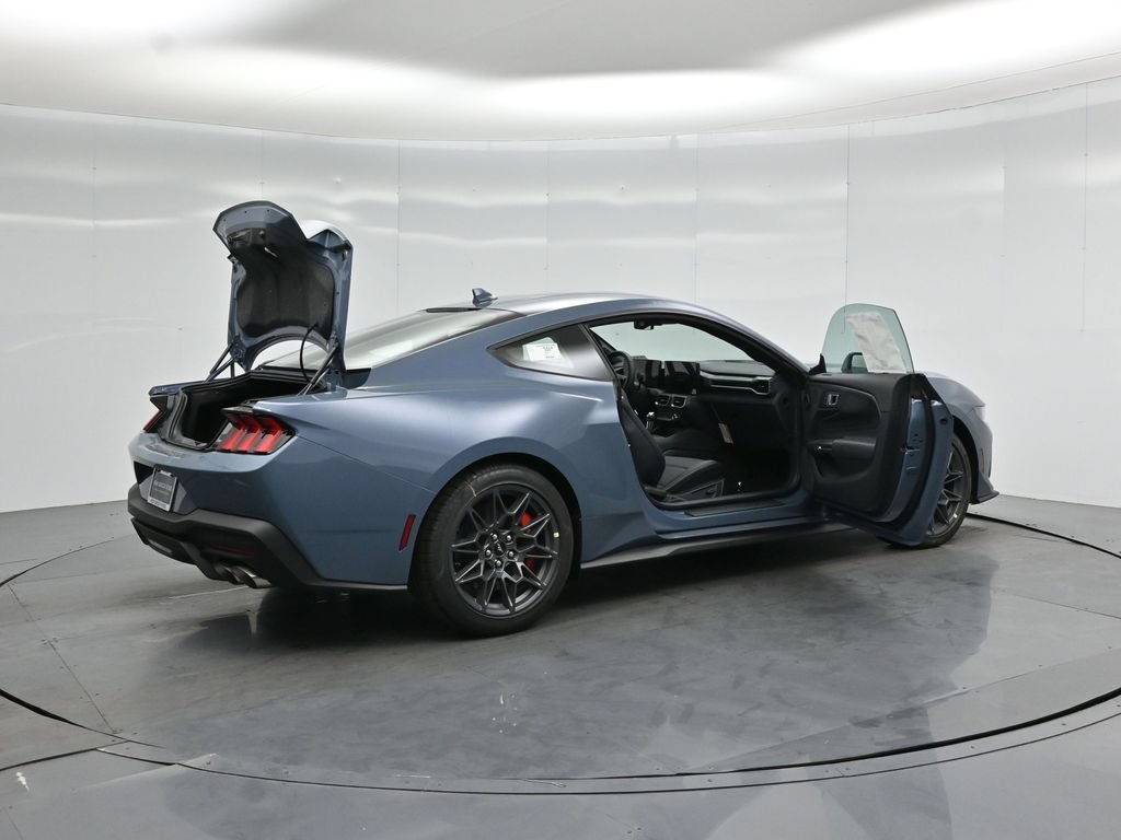 New 2026 Ford Mustang GT Premium w/ GT Performance Package RWD image 5