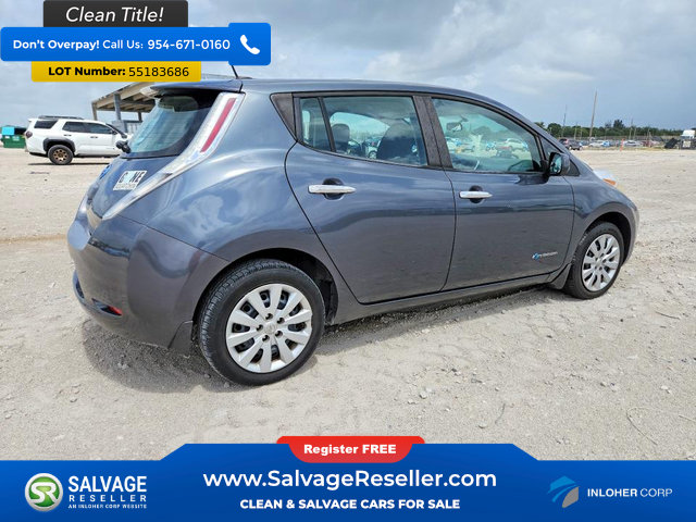 Used 2013 Nissan Leaf S FWD image 4