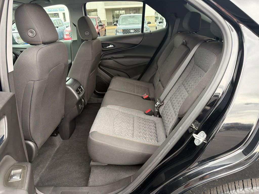 Used 2023 Chevrolet Equinox LT image 23