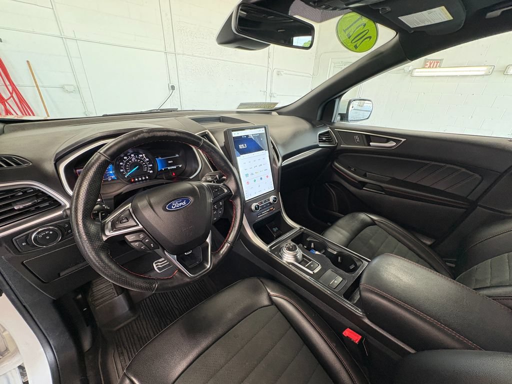 Used 2021 Ford Edge ST-Line AWD/4WD image 14