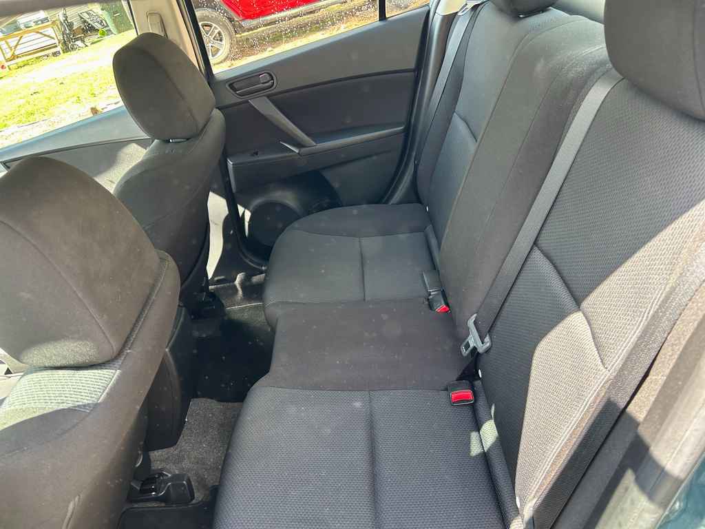 Used 2010 MAZDA MAZDA3 i Sport image 11