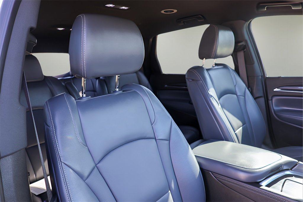 Used 2024 Buick Enclave Premium image 21