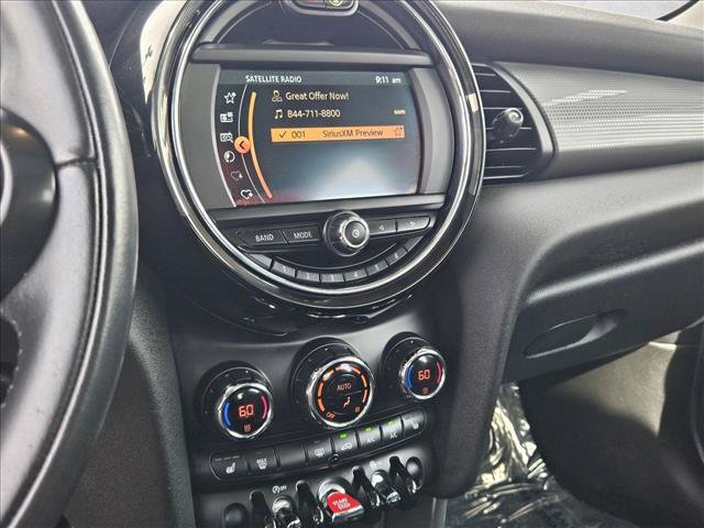 Used 2020 MINI Cooper 4-Door Hardtop w/ Storage Package FWD image 14