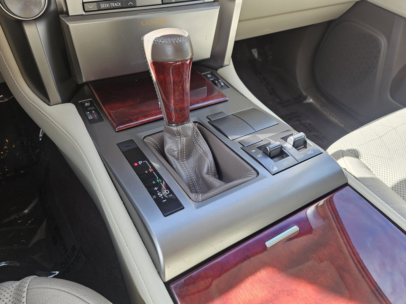 Used 2013 Lexus GX 460 w/ Convenience Pkg AWD/4WD image 14