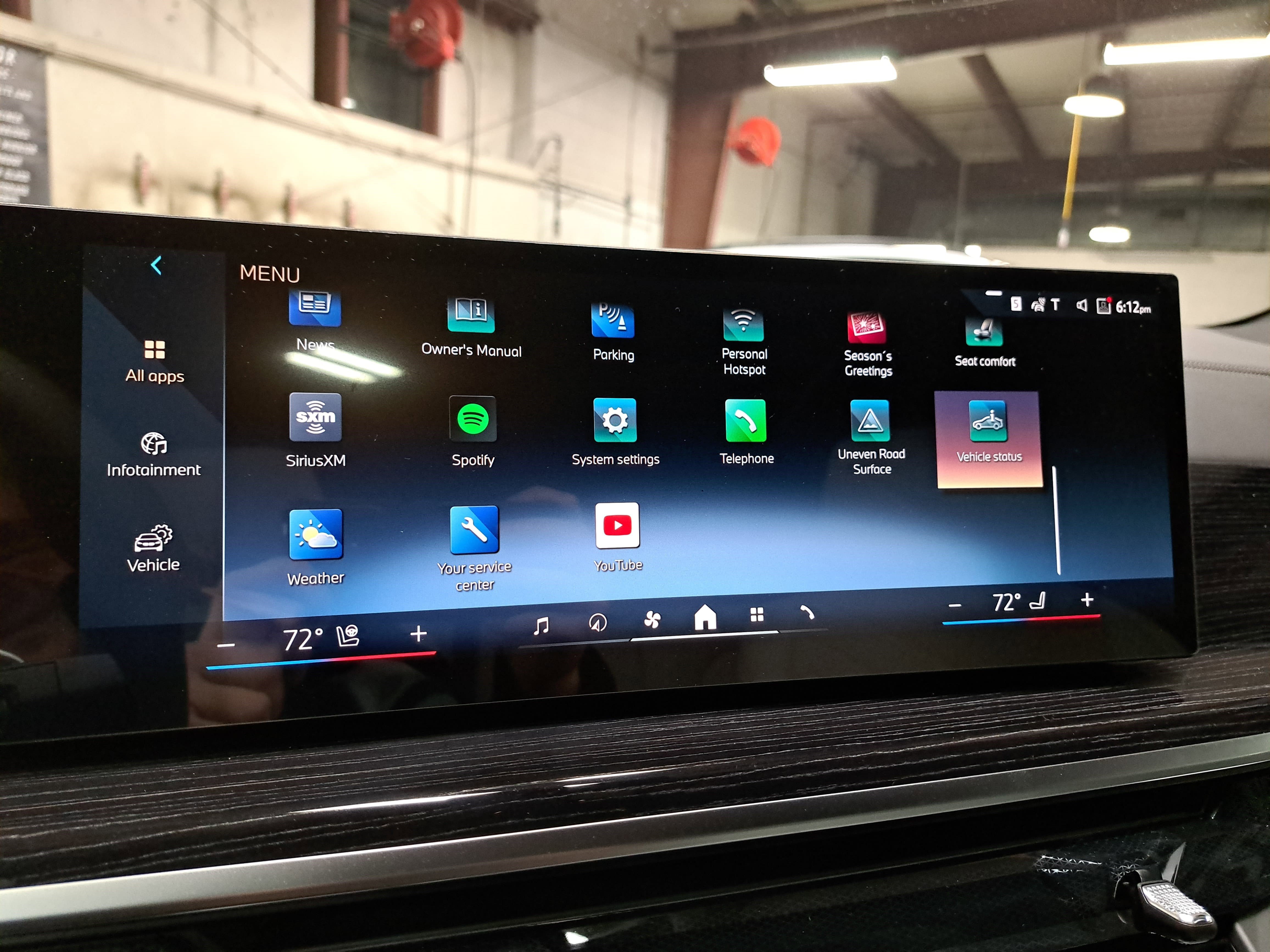 New 2026 BMW X5 xDrive40i w/ M Sport Package image 24