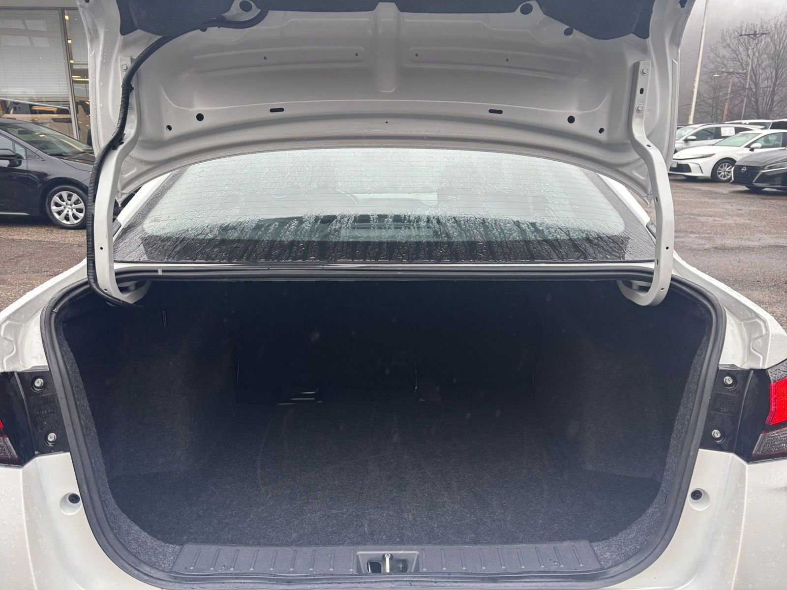 Used 2025 Nissan Versa SV image 30