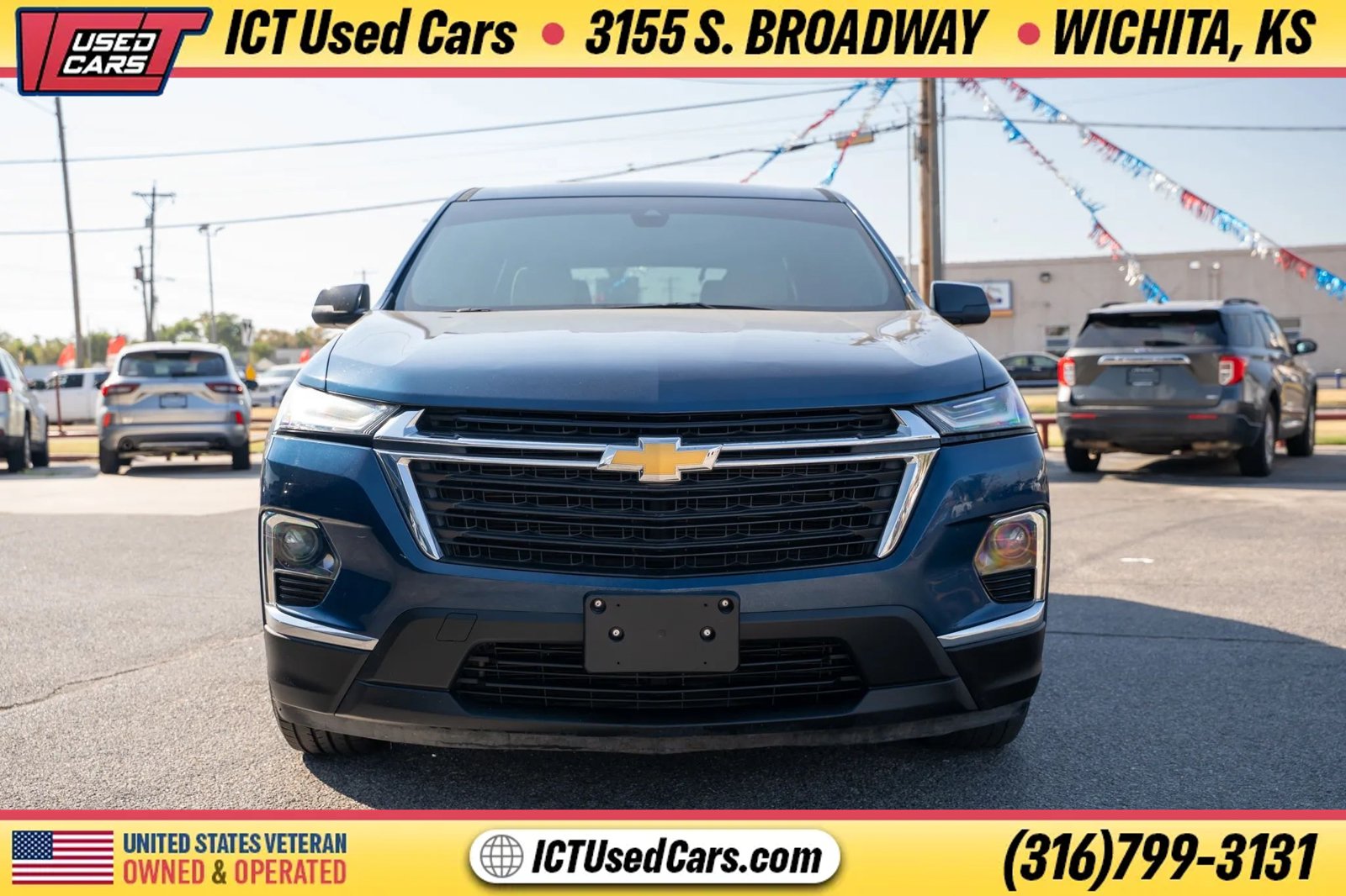 Used 2022 Chevrolet Traverse LS FWD image 9