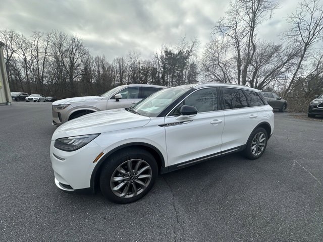 Used 2021 Lincoln Corsair AWD w/ Premium Package image 12