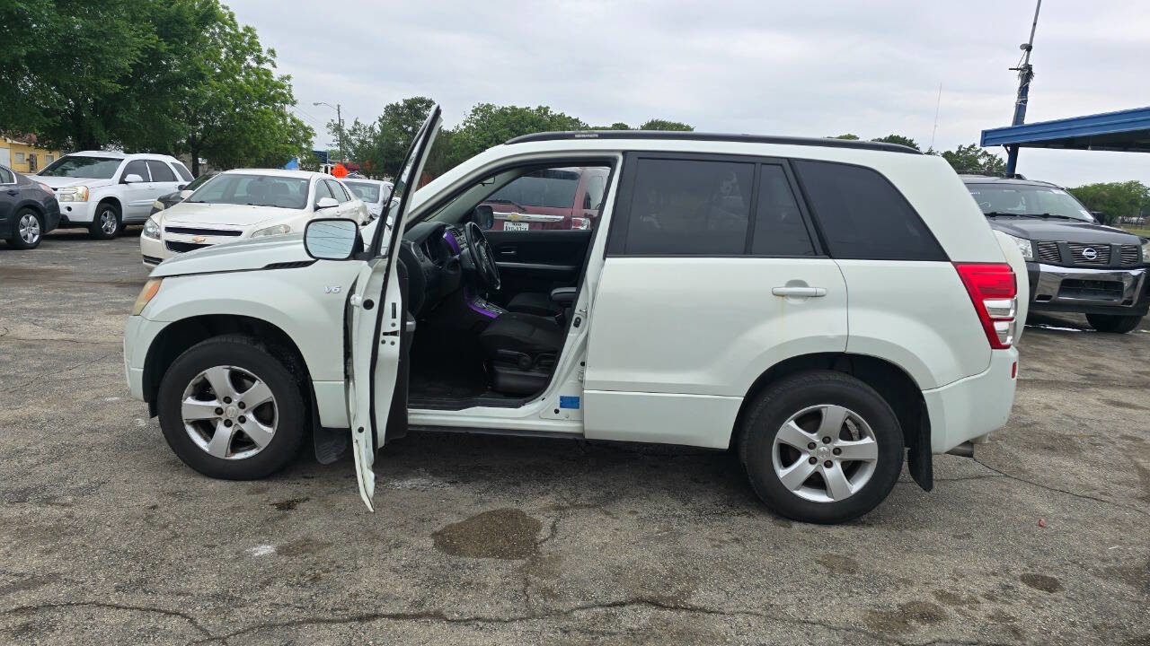 Used 2006 Suzuki Grand Vitara XSport AWD/4WD image 3
