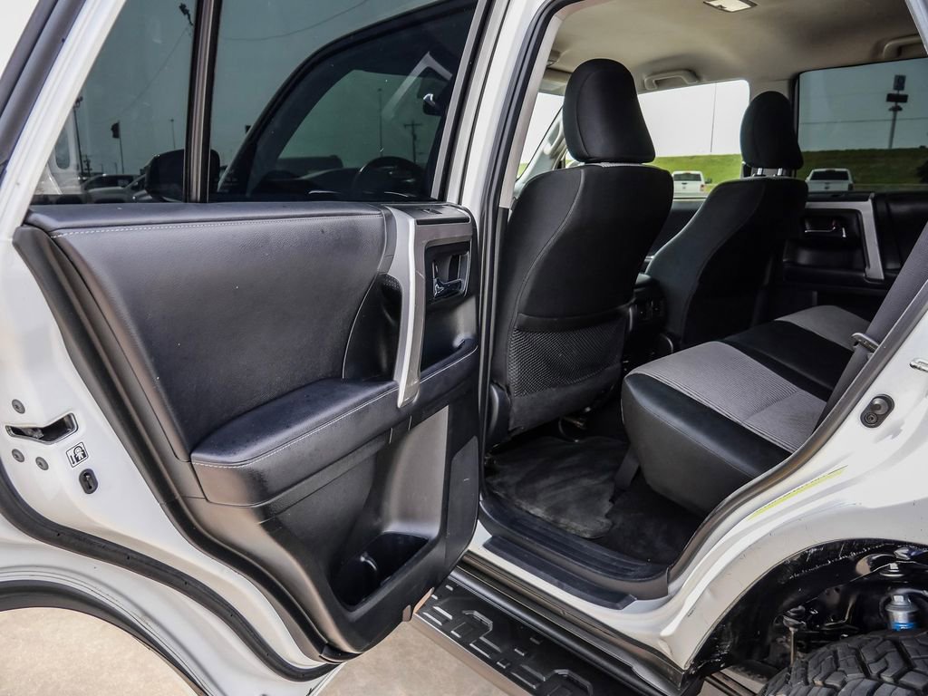 Used 2018 Toyota 4Runner SR5 image 24