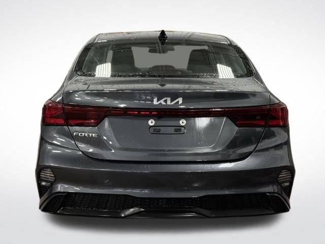 Used 2024 Kia Forte LXS image 8