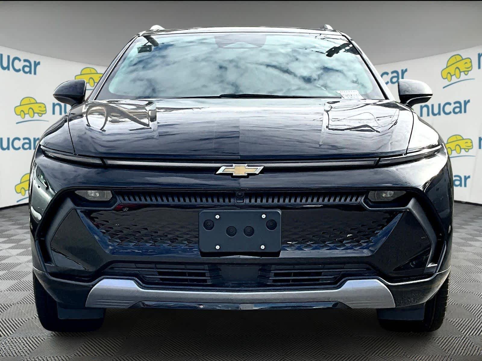 New 2026 Chevrolet Equinox EV LT w/ Convenience Package II FWD image 3