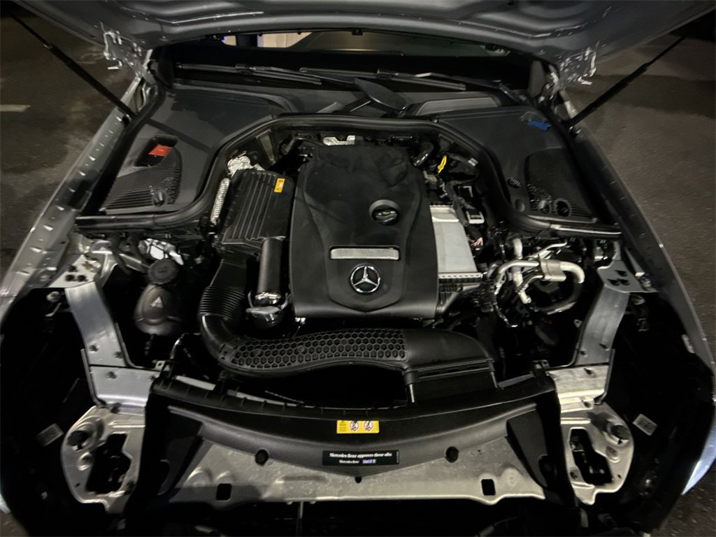 Used 2018 Mercedes-Benz E 300 4MATIC image 18