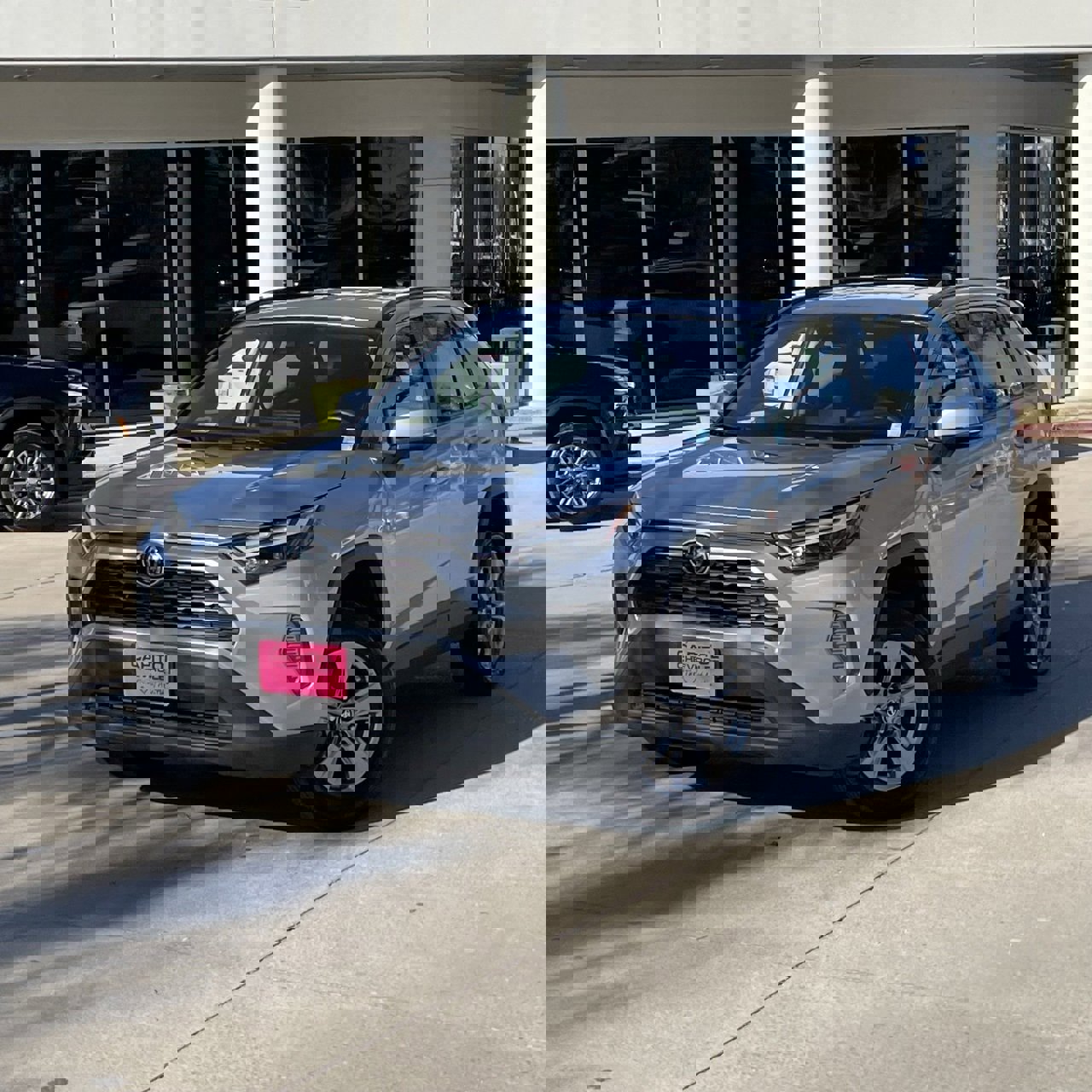 Used 2025 Toyota RAV4 XLE image 10