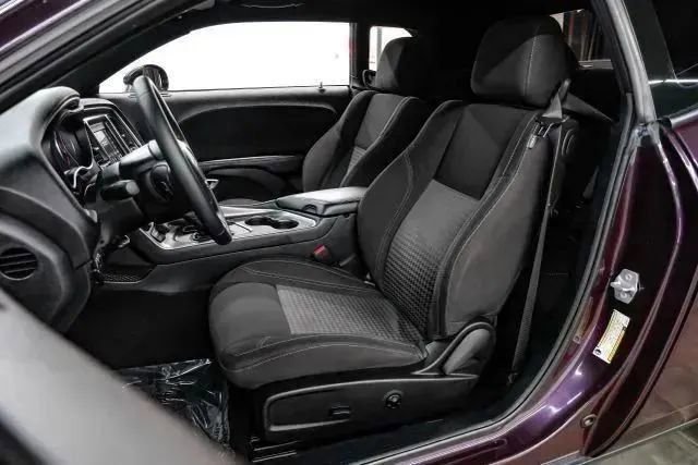 Used 2020 Dodge Challenger SXT image 38