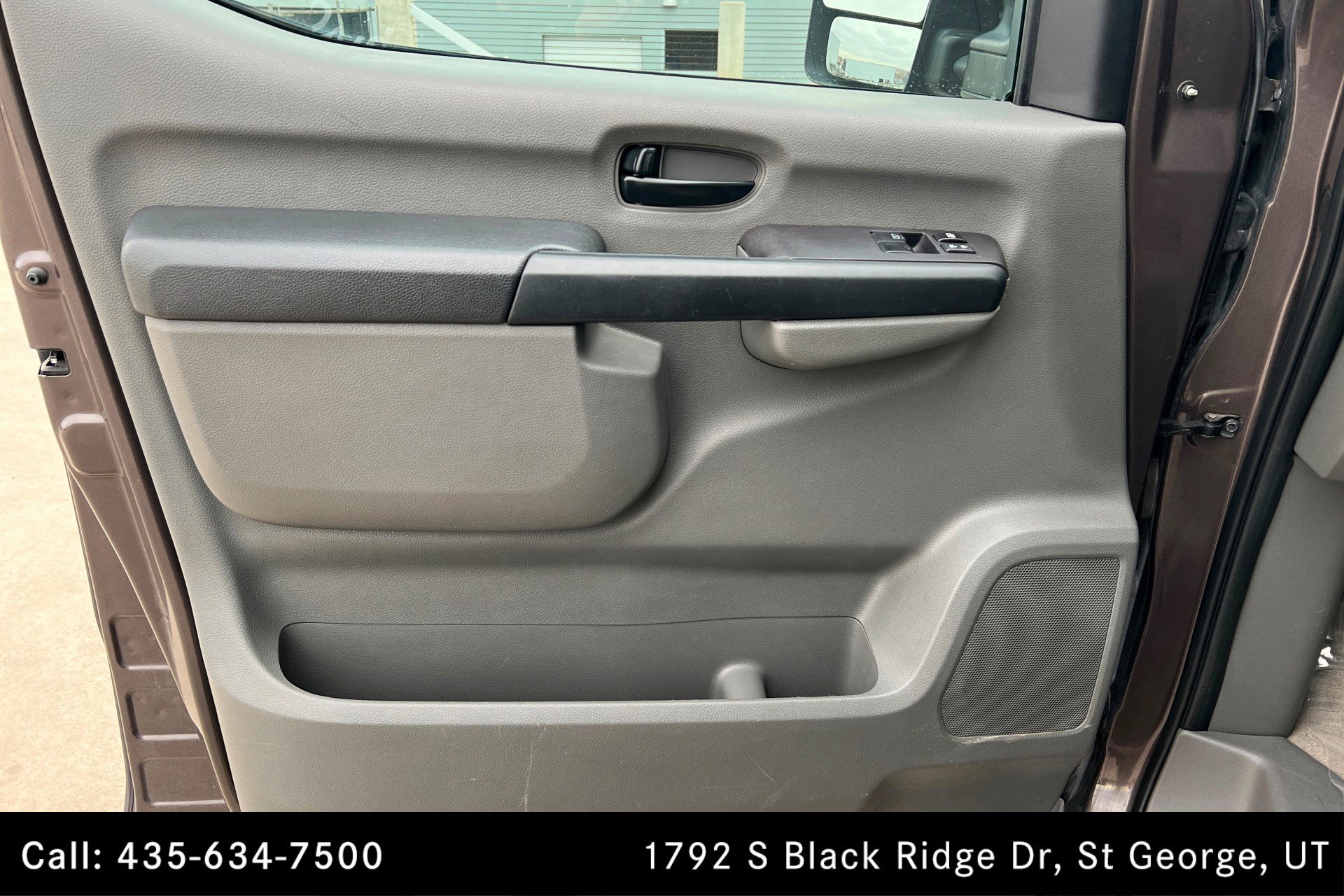 Used 2018 Nissan NV 3500 SL image 14