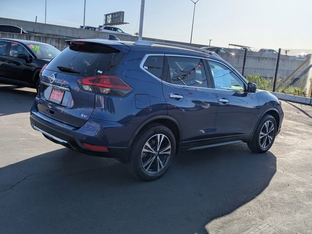 Used 2019 Nissan Rogue SV w/ Premium Package image 8