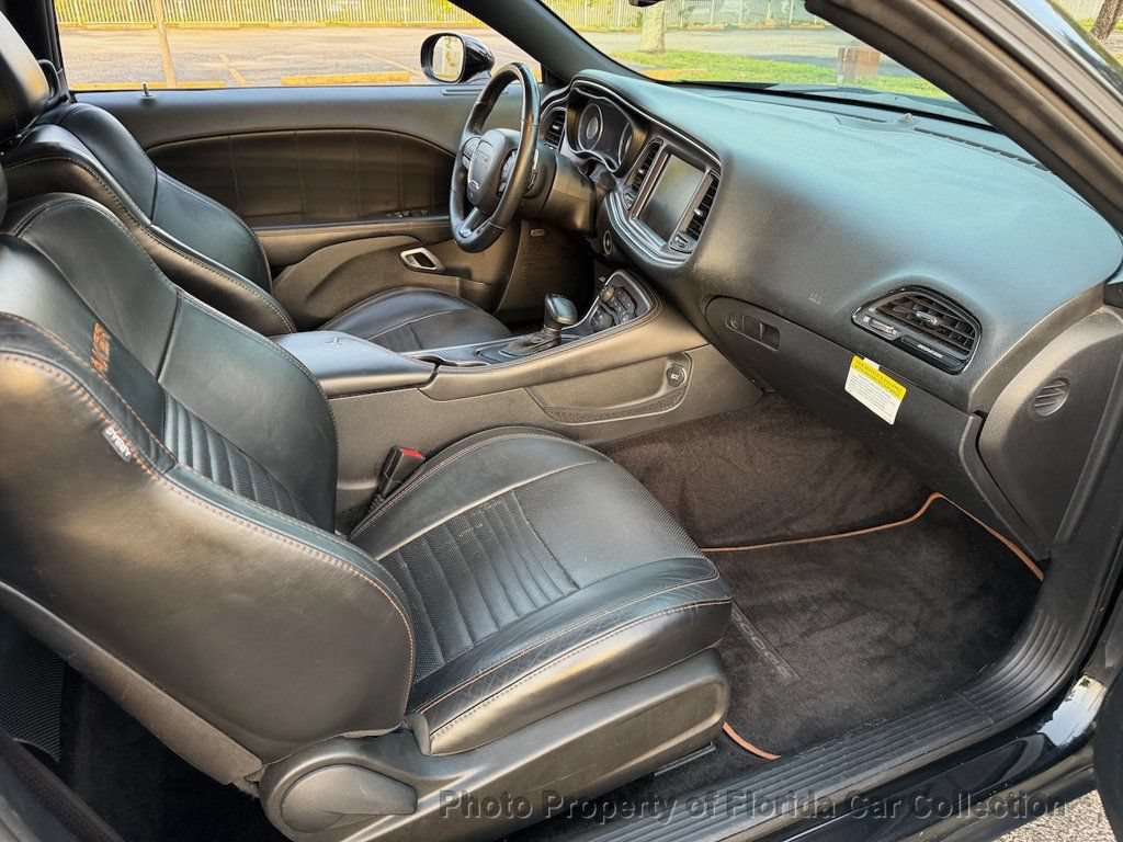 Used 2015 Dodge Challenger R/T Plus RWD image 25