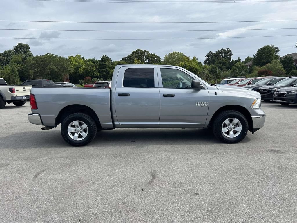 Used 2023 RAM 1500 Classic SLT w/ Electronics Group AWD/4WD image 4