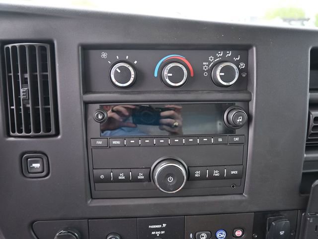 Used 2022 Chevrolet Express 3500 w/ Power Convenience Package image 14