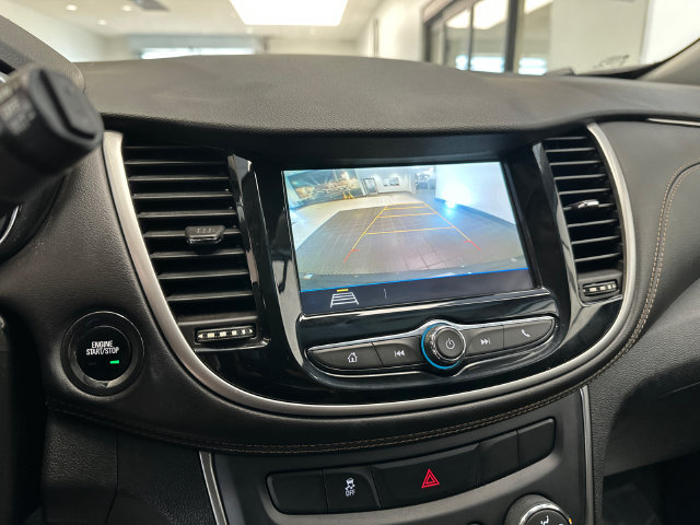 Used 2018 Chevrolet Trax LT w/ Driver Confidence Package FWD image 22