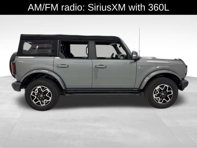 Used 2022 Ford Bronco Outer Banks image 7