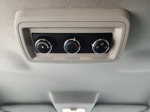 Used 2013 Dodge Journey SXT w/ Flexible Seating Group image 16