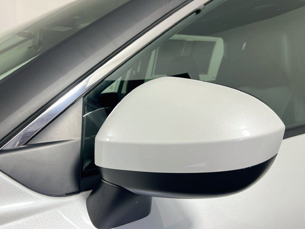 Used 2024 Nissan Rogue SV AWD/4WD image 10