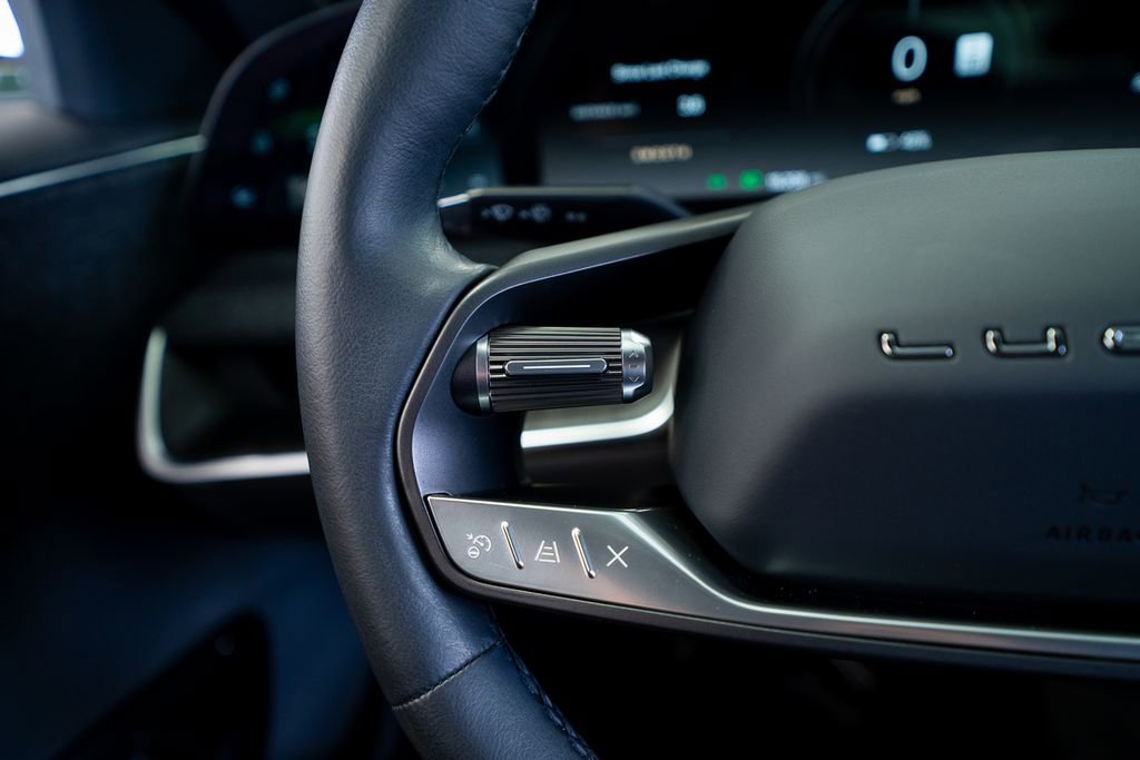 Used 2024 Lucid Air Pure RWD image 33