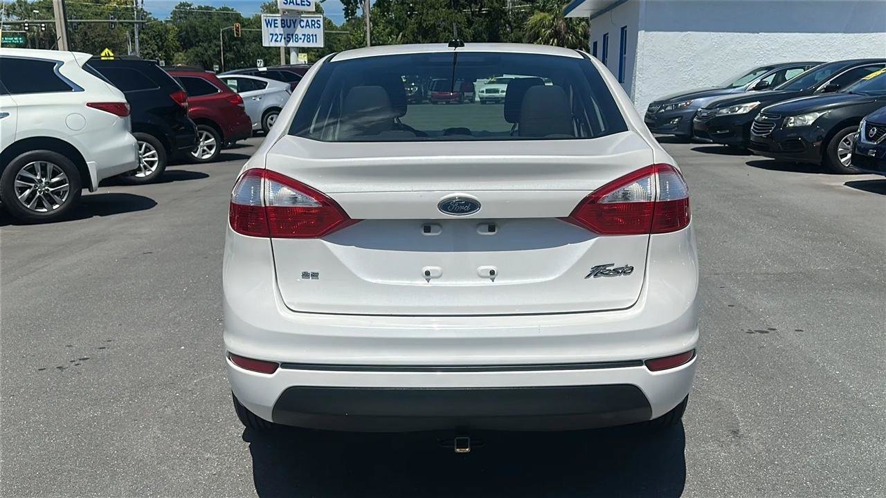 Used 2017 Ford Fiesta SE FWD image 10