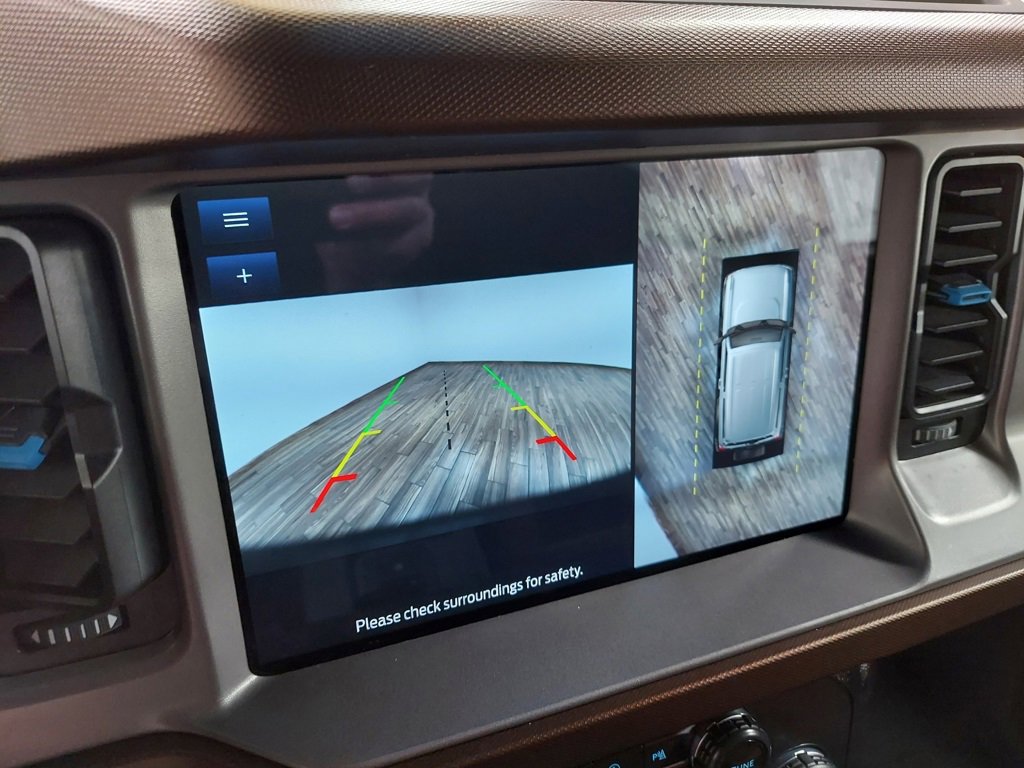 Used 2022 Ford Bronco Outer Banks image 5