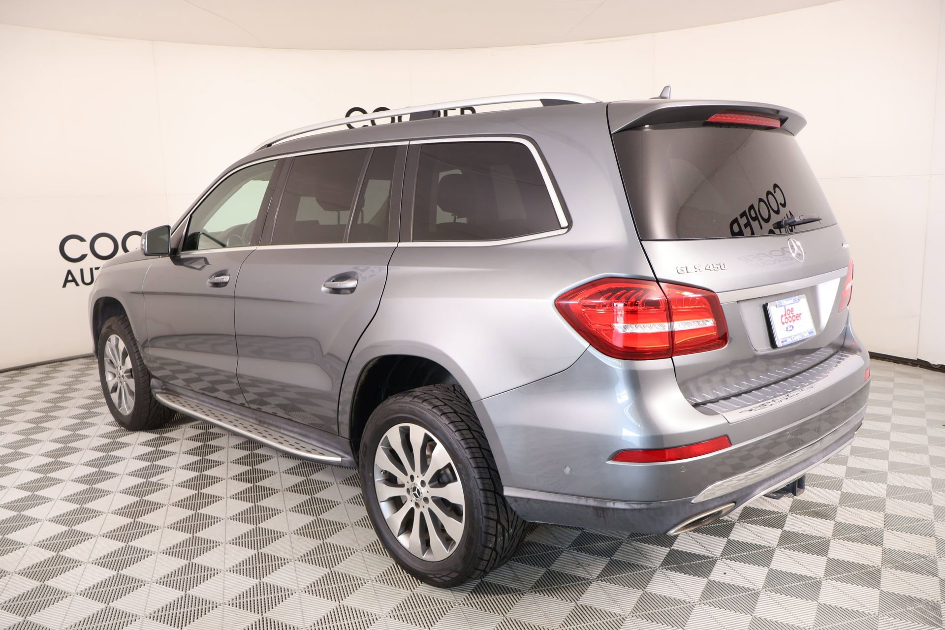 Used 2018 Mercedes-Benz GLS 450 4MATIC image 25