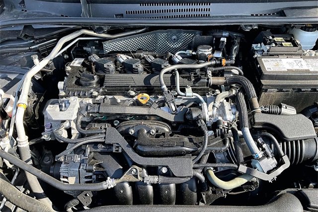 Used 2023 Toyota Corolla LE image 31