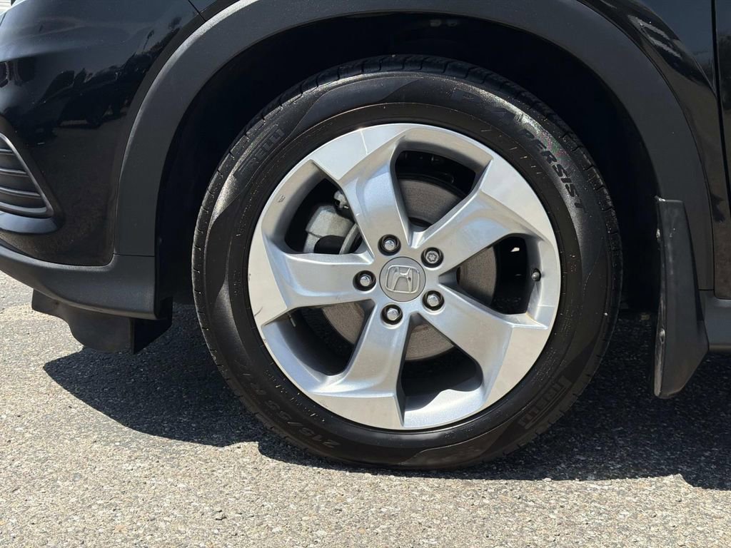 Used 2019 Honda HR-V LX image 28