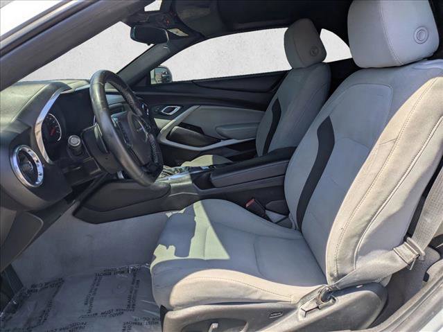 Used 2020 Chevrolet Camaro LT RWD image 15