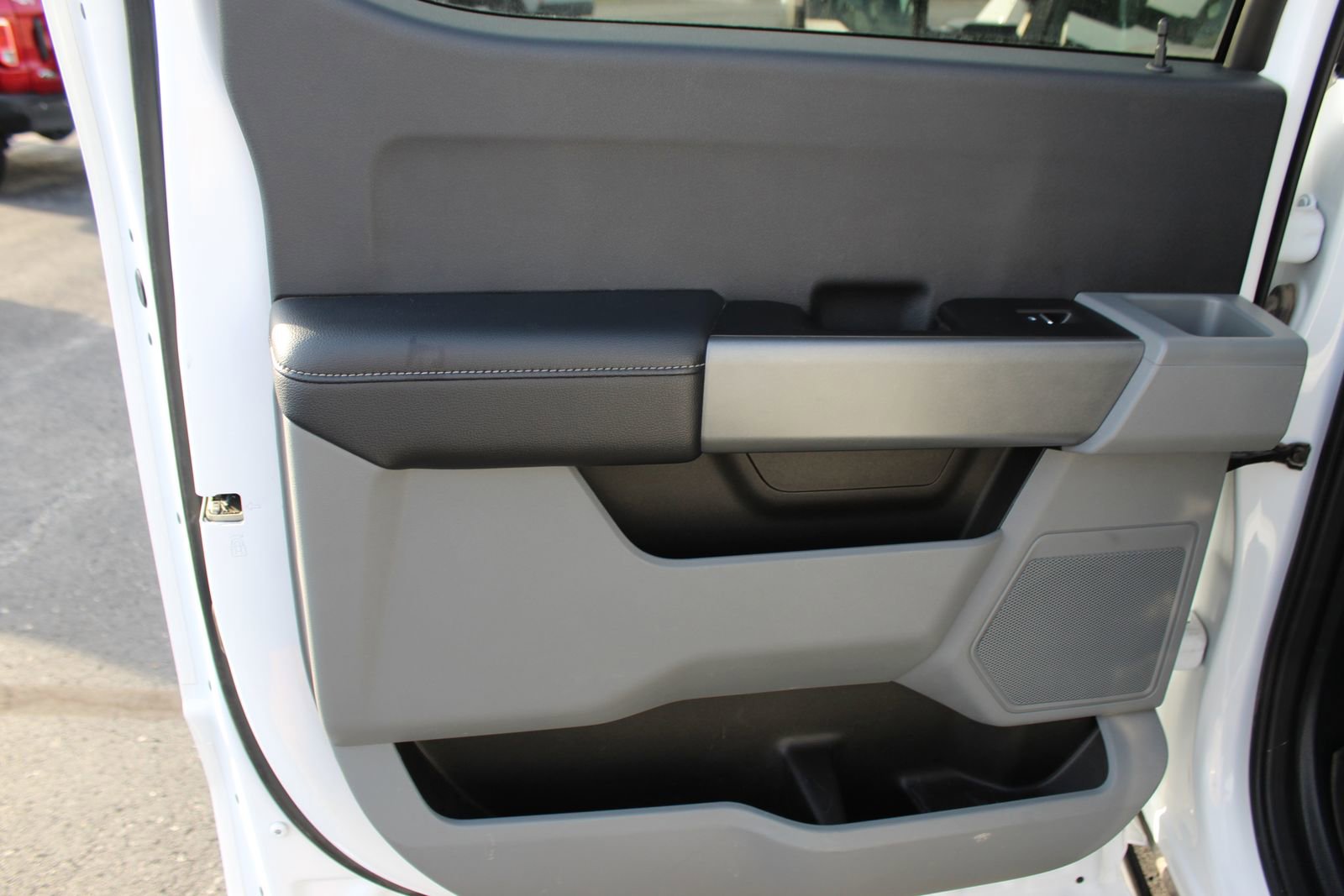 Used 2023 Ford F250 XLT w/ FX4 Off-Road Package image 15