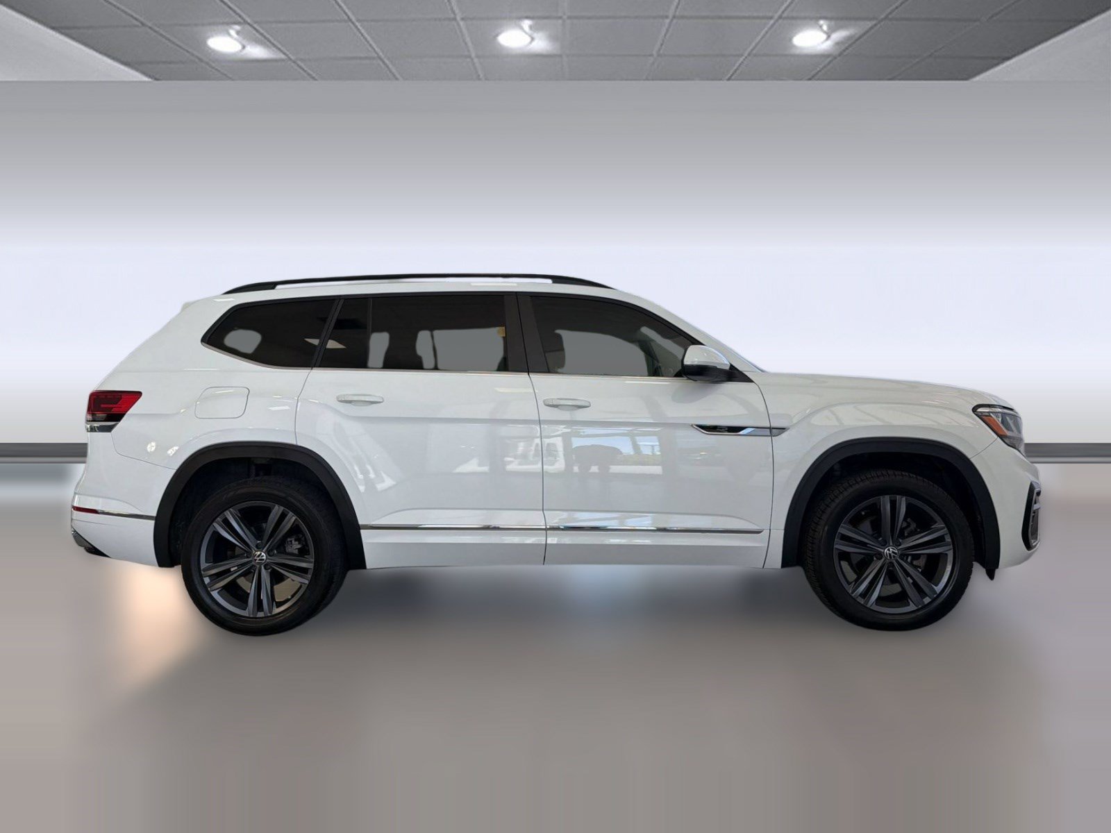 Used 2021 Volkswagen Atlas SE w/ Panoramic Sunroof Package FWD image 8