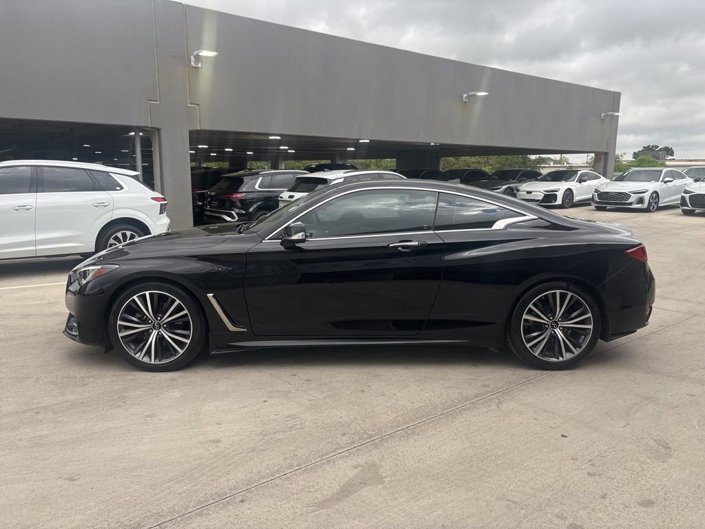 Used 2022 INFINITI Q60 3.0t Luxe w/ Essential Package image 9
