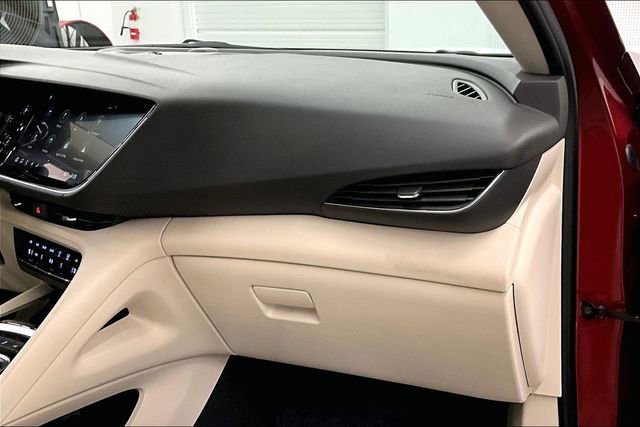 Used 2023 Buick Envision Avenir image 17