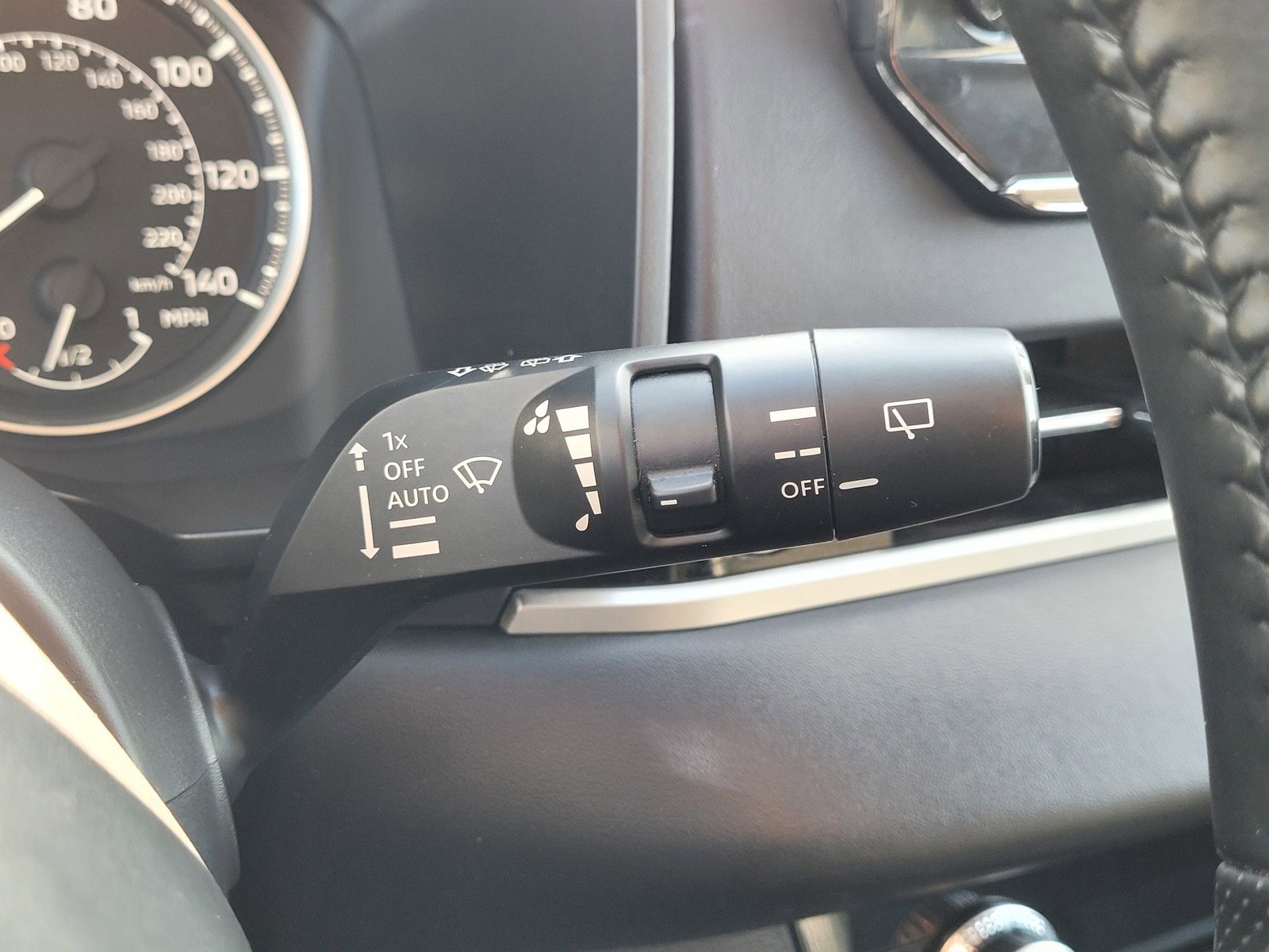 Used 2024 Mitsubishi Outlander SE image 21