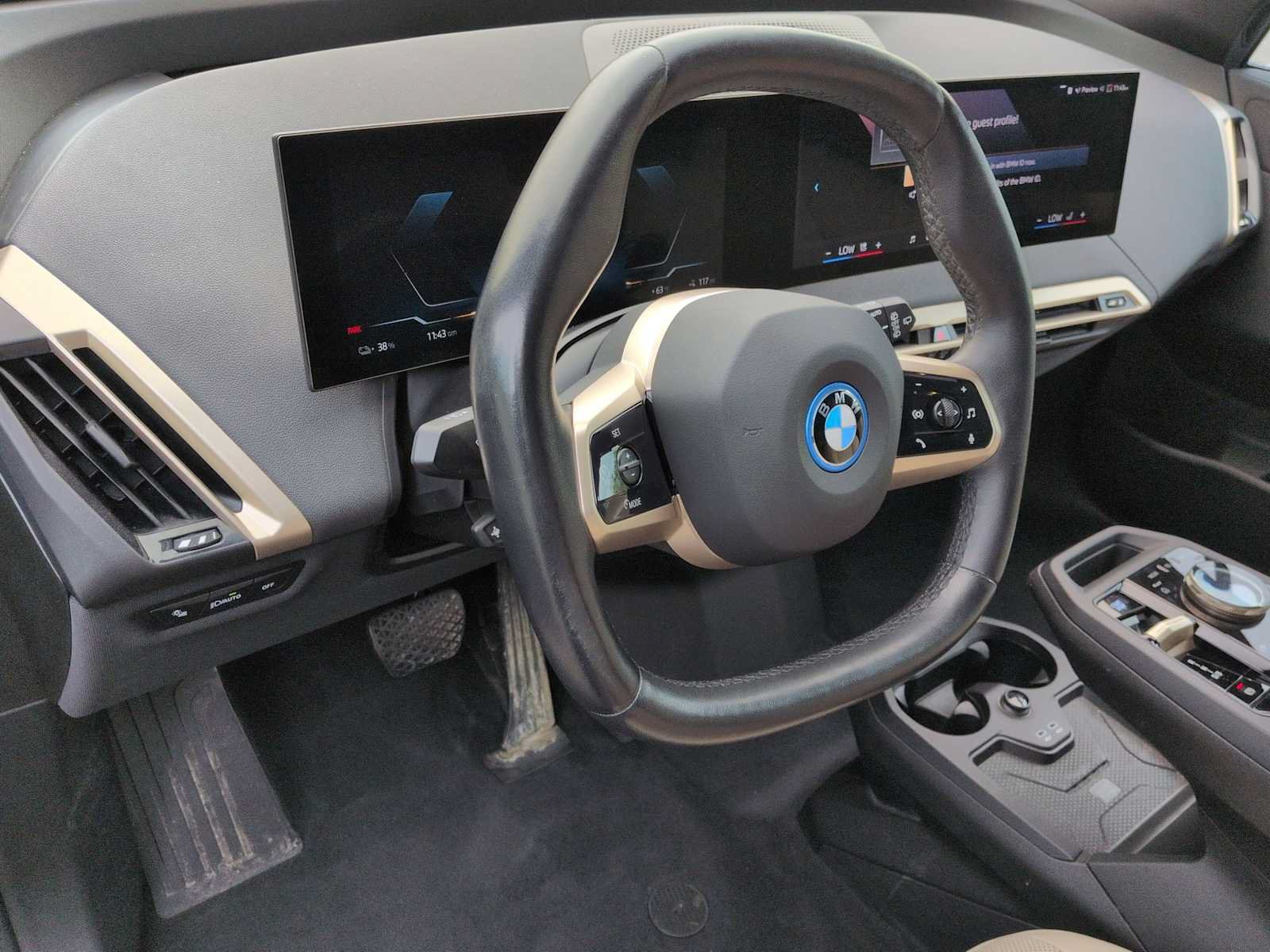 Certified 2024 BMW iX xDrive50 w/ Convenience Package AWD/4WD image 10