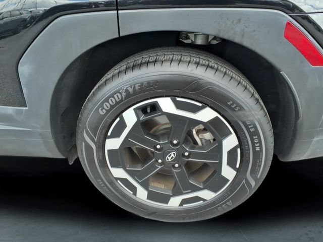 Used 2025 Hyundai Santa Fe SEL AWD/4WD image 13