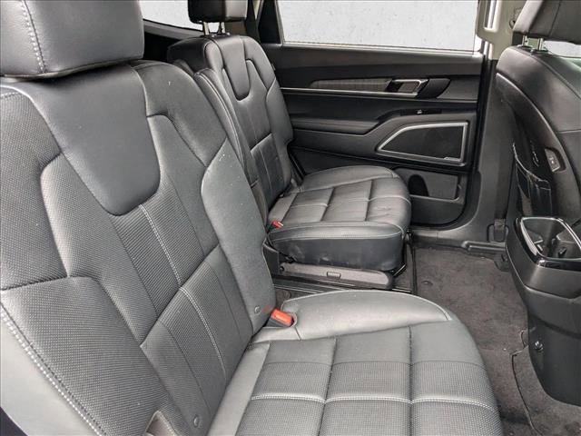 Used 2023 Kia Telluride EX w/ EX Captain's Chair Package image 21