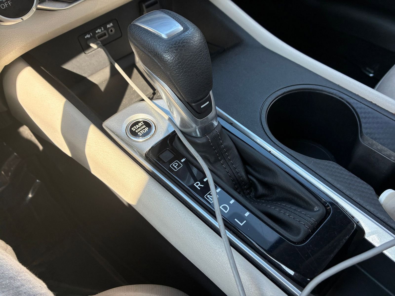 Used 2025 Nissan Altima 2.5 SV FWD image 36