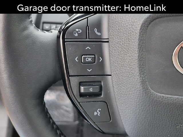 Certified 2025 Toyota Prius XLE FWD image 17